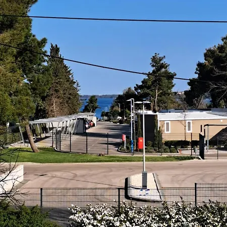 Sunny Noa Apartament
