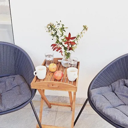 Sunny Noa Apartament *