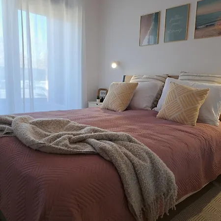 Sunny Noa Apartman
